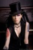 Stef_top_hat~0.jpg